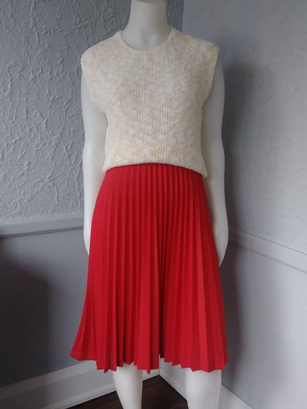 Knit pullover - Picture 2 of 5